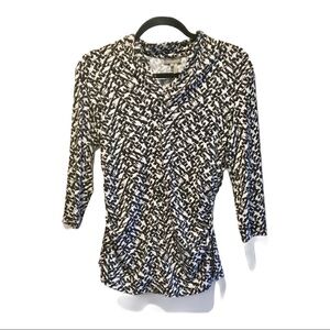 Vince Camuto Patterned ruched long sleeve blouse